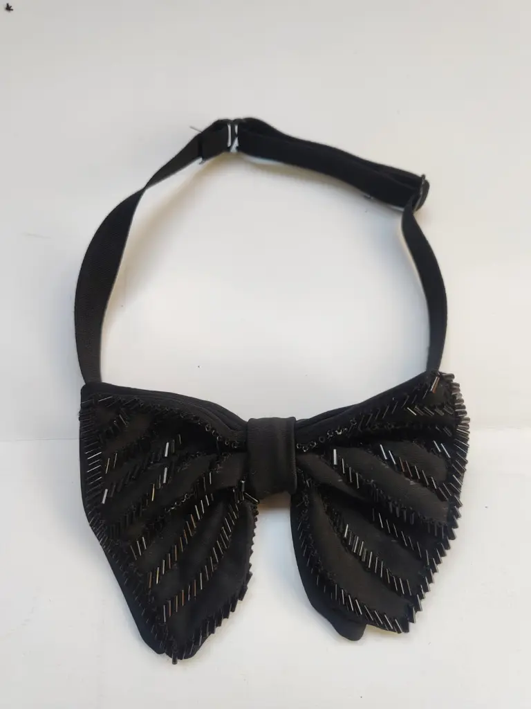 bow 12 1.webp