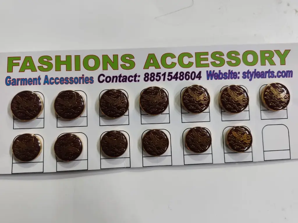 Metal Button Maroon Color 7 Big 6 Small  002
