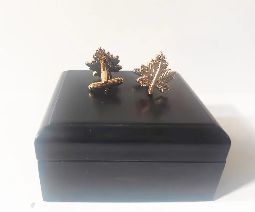 Cufflinks gold color CM002