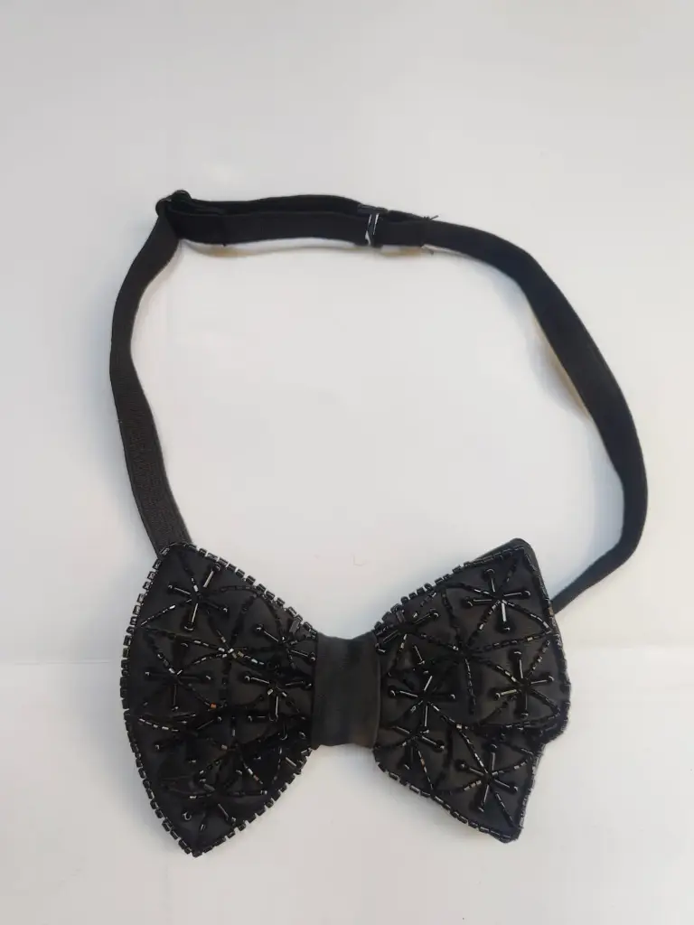 Hand Work Black Bow Tie 001